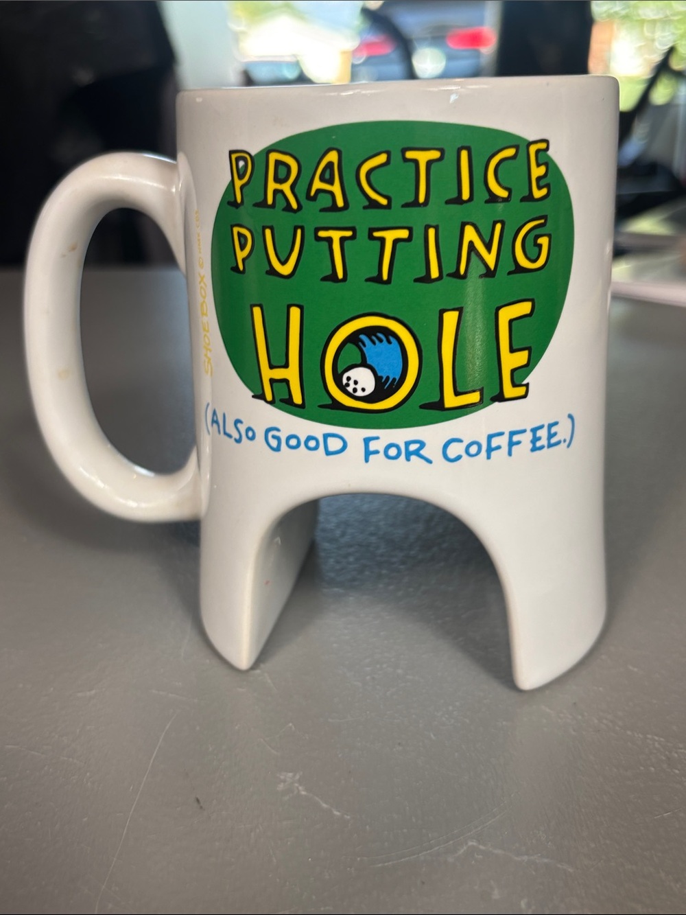 Hallmark Shoebox Practice Putting Hole Golf Coffee Mug Novelty Golfer Gift